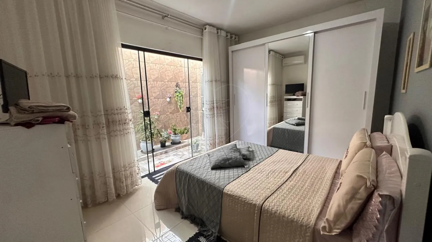 Comprar Casa / Padrão em Londrina R$ 600.000,00 - Foto 7