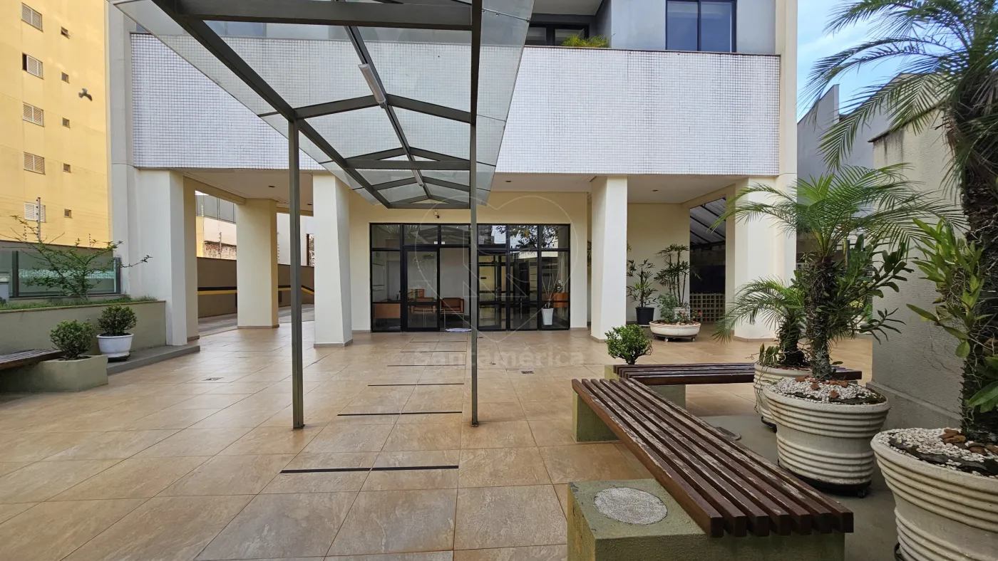Alugar Apartamento / Padrão em Londrina R$ 1.500,00 - Foto 2