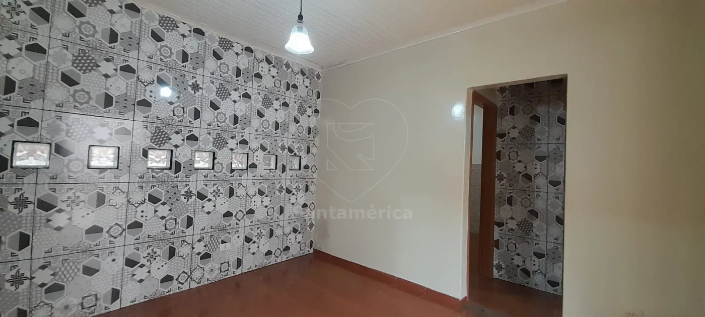 Casa para alugar na Região Central de Londrina com 2 quartos no Jardim Agari Alugar Casa / Padrão em Londrina R$ 1.200,00 - Foto 2