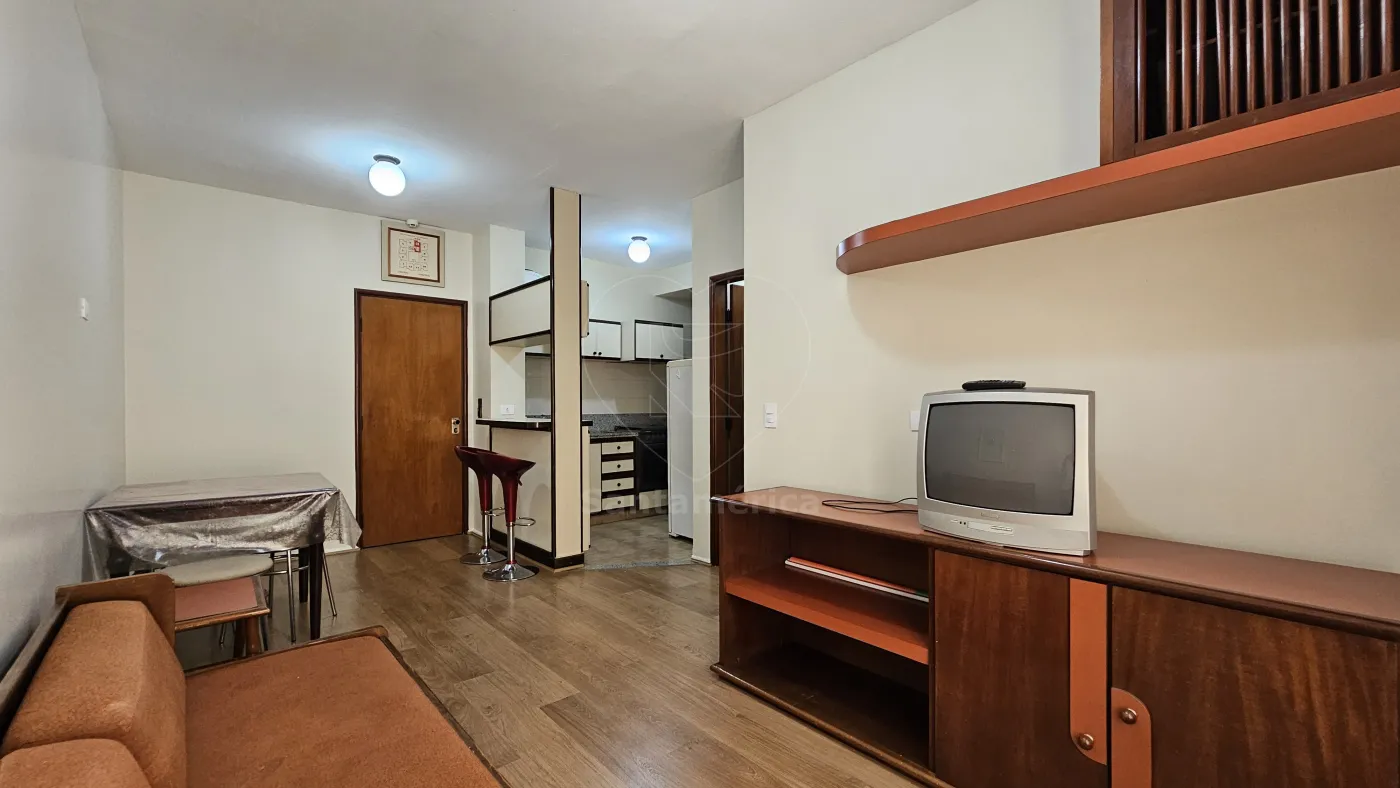 Alugar Apartamento / Padrão em Londrina R$ 1.350,00 - Foto 9