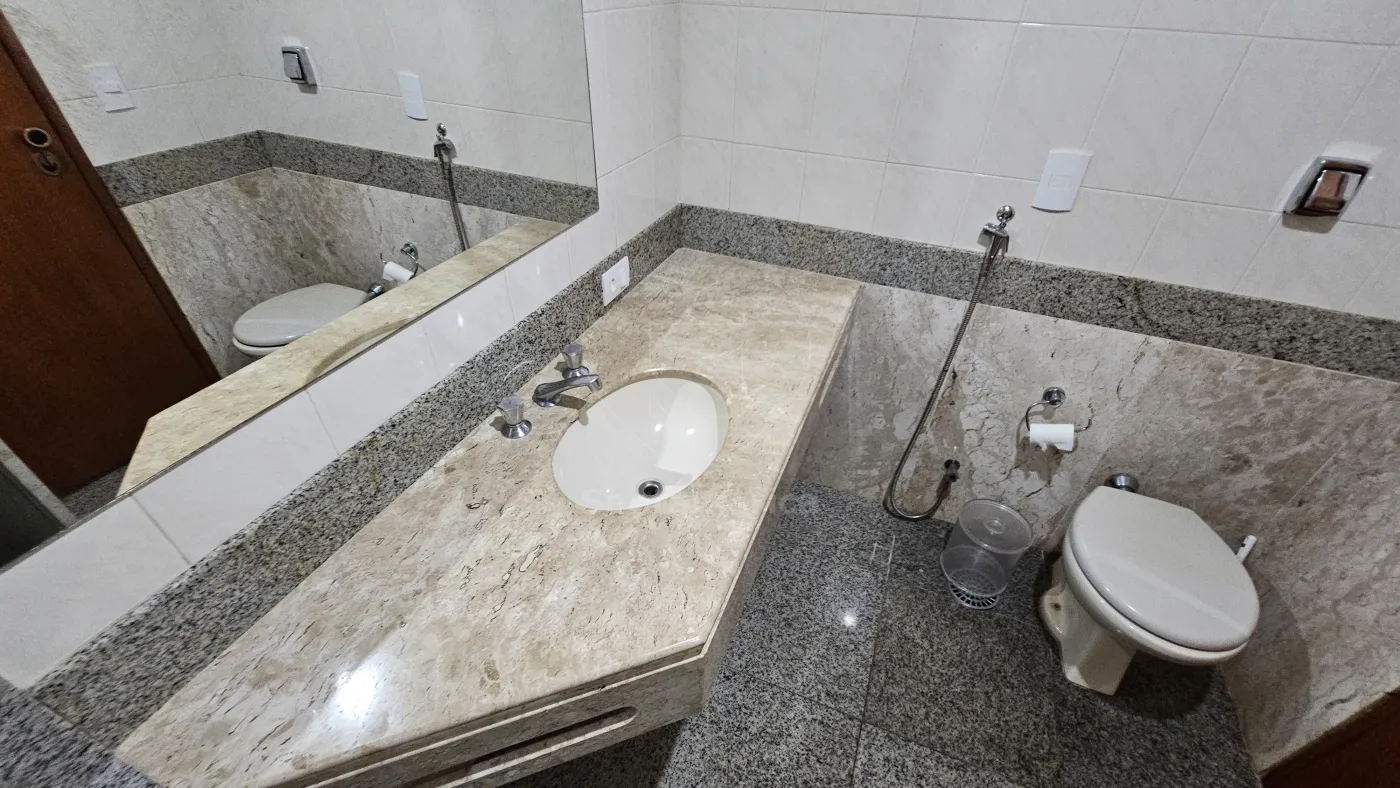 Alugar Apartamento / Padrão em Londrina R$ 1.350,00 - Foto 17