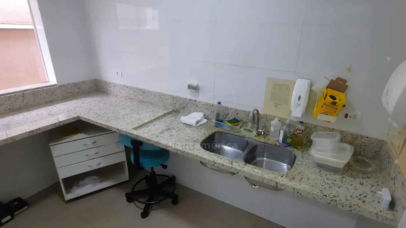Casa comercial com 10 salas para alugar no Centro na Região Central de Londrina Alugar Casa / Comercial em Londrina R$ 18.100,00 - Foto 17