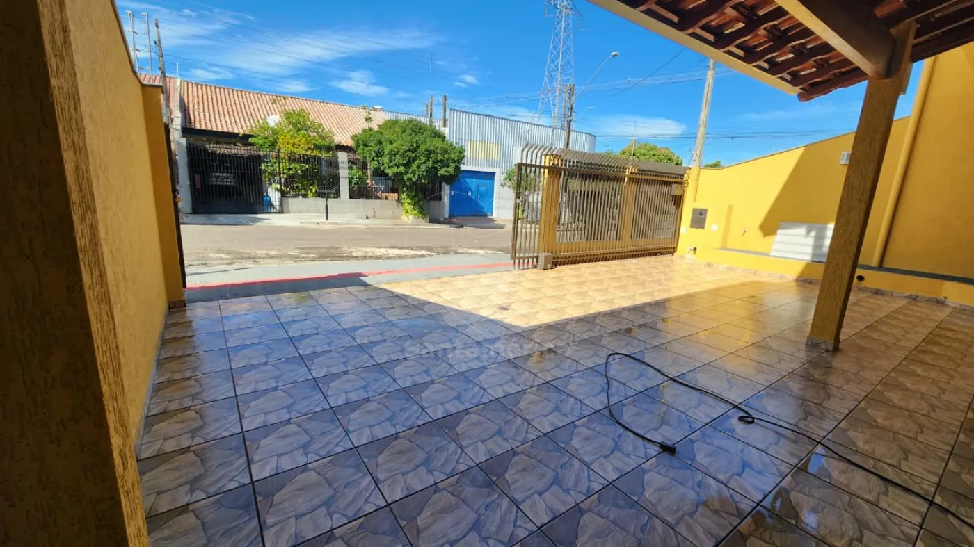 Casa à venda próxima à Avenida Saul Elkind com 4 quartos na Região Norte de Londrina Comprar Casa / Padrão em Londrina R$ 550.000,00 - Foto 3