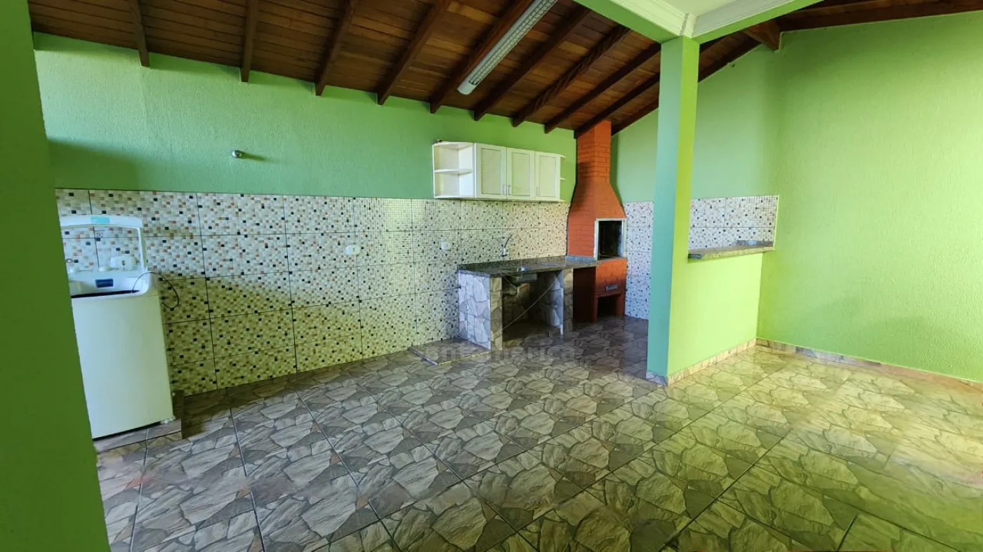 Casa à venda na Região Norte de Londrina com 4 quartos próxima à Avenida Saul Elkind Comprar Casa / Padrão em Londrina R$ 550.000,00 - Foto 24