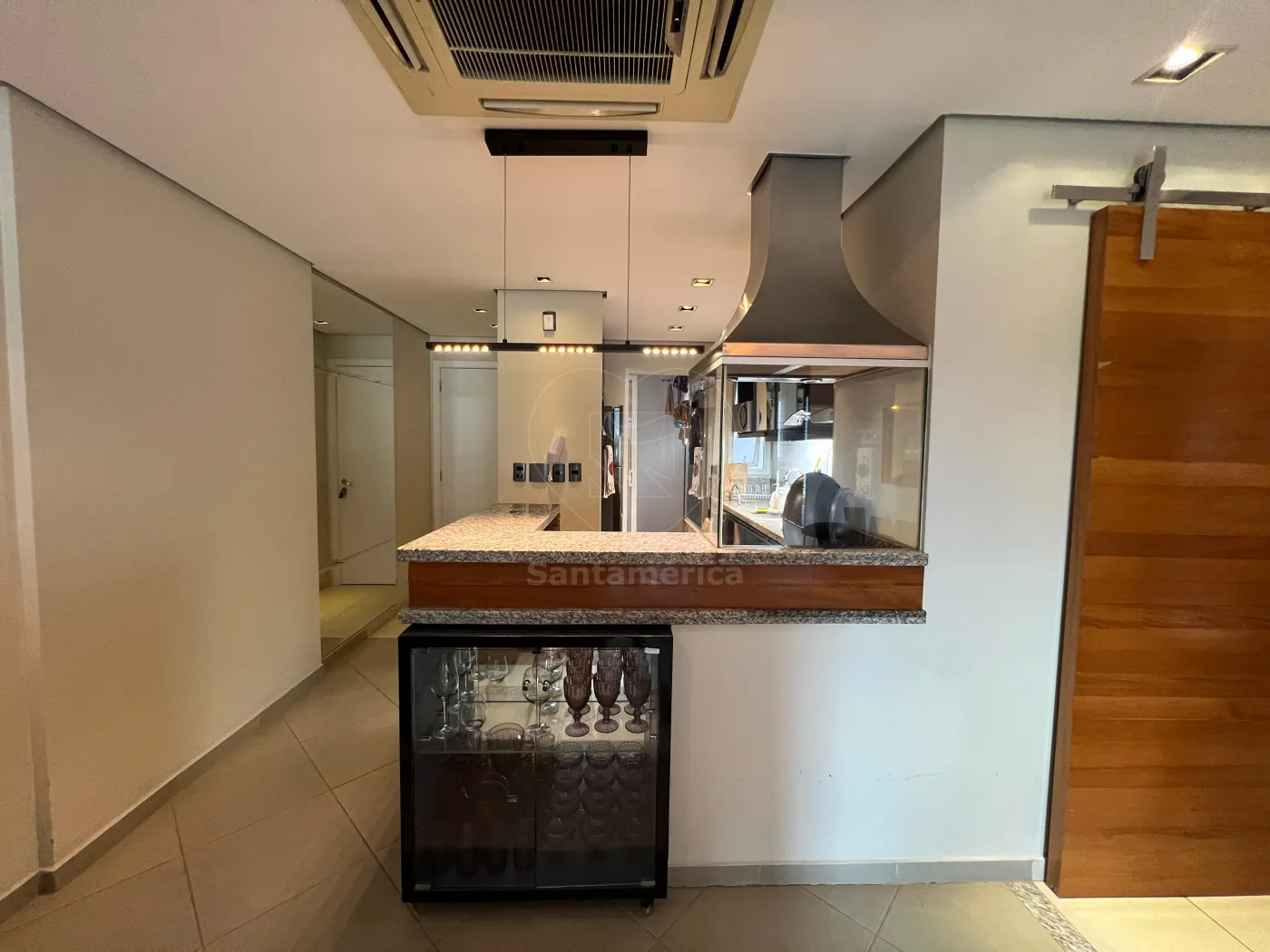 Apartamento para alugar na Região Sul de Londrina com 2 quartos no Edifício Crystal Alugar Apartamento / Padrão em Londrina R$ 3.500,00 - Foto 6