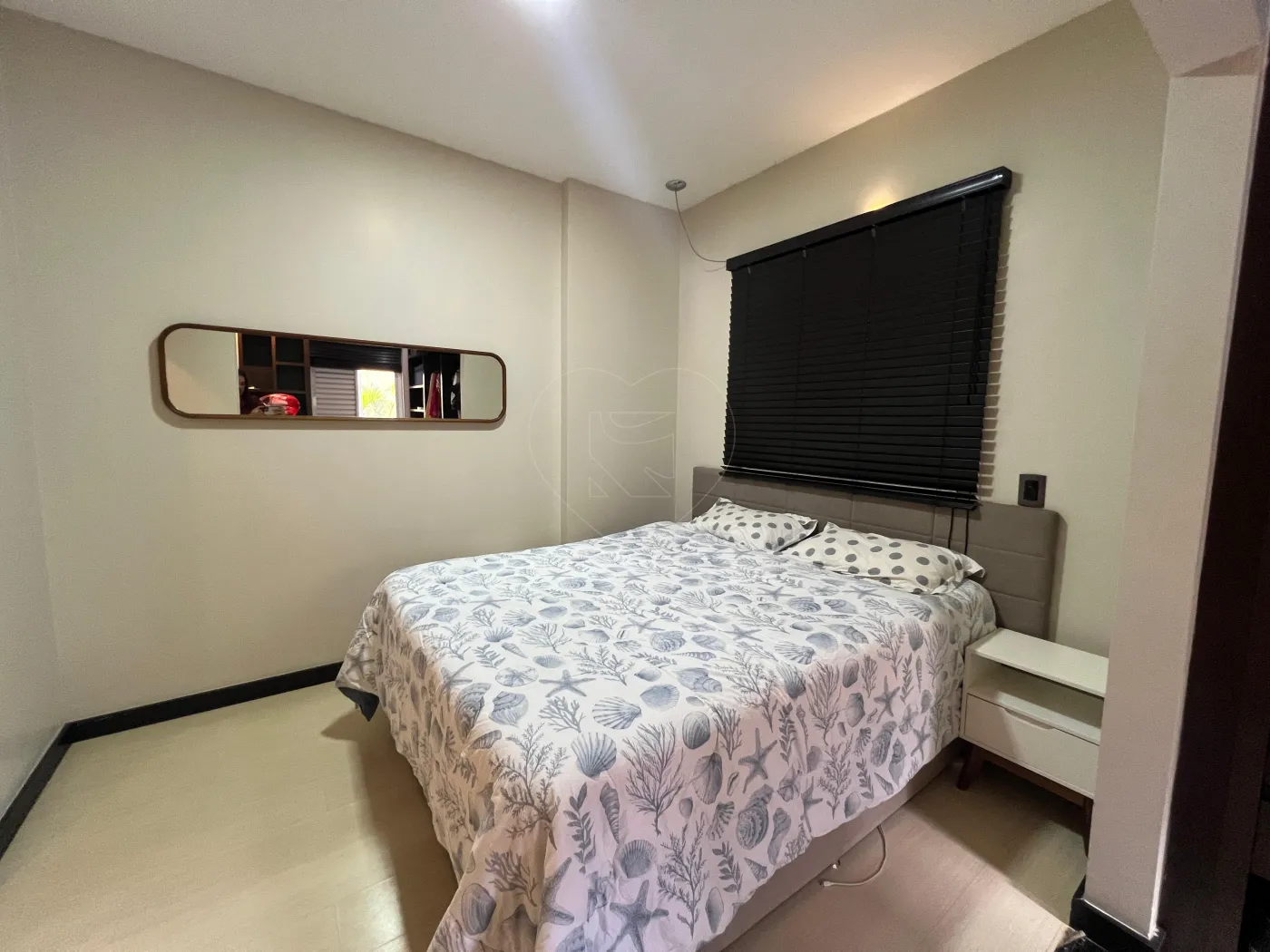 Apartamento com 2 quartos para alugar na Região Sul de Londrina no Edifício Crystal Alugar Apartamento / Padrão em Londrina R$ 3.500,00 - Foto 20