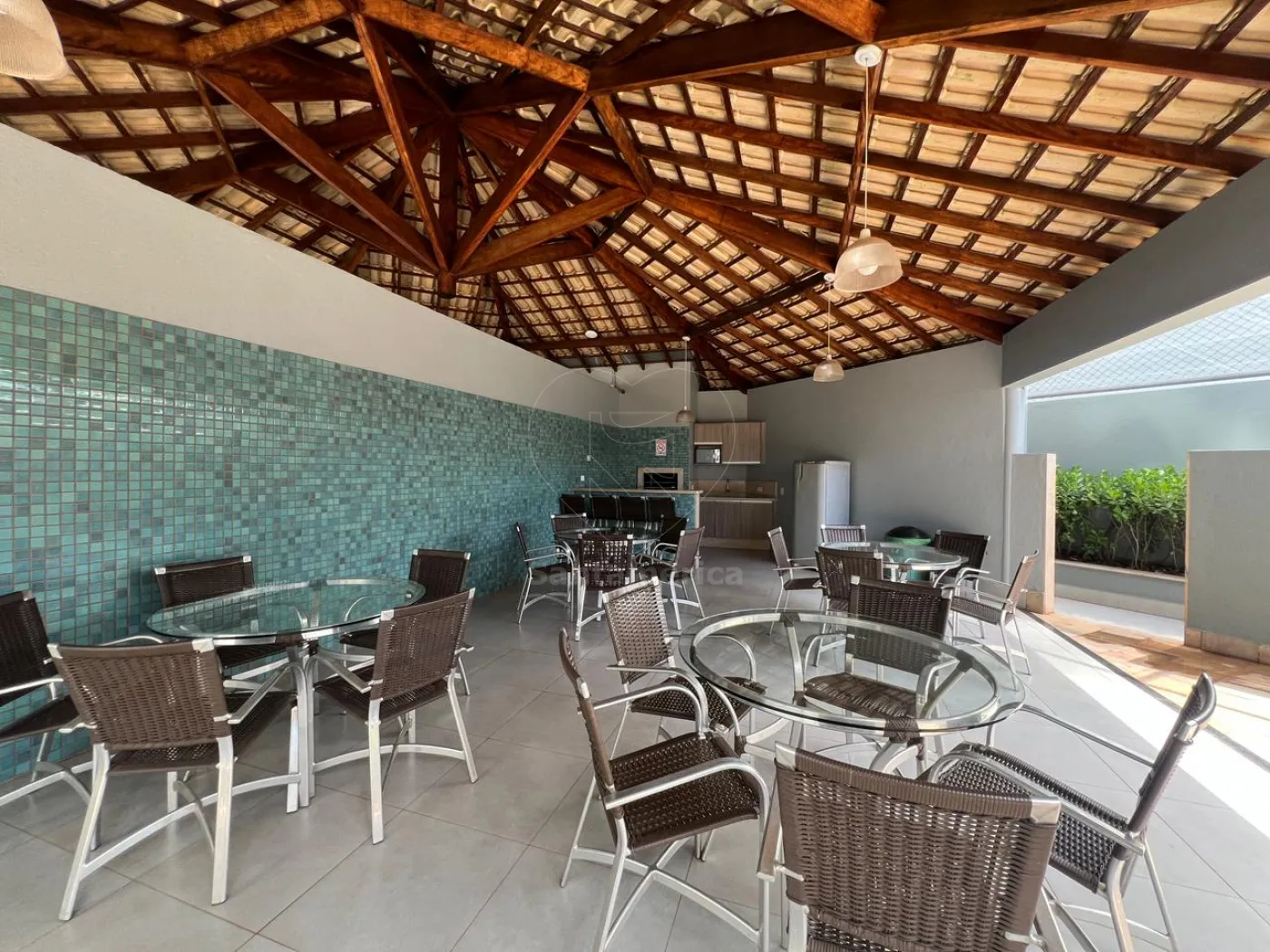 Apartamento para alugar no Edifício Crystal com 2 quartos na Região Sul de Londrina Alugar Apartamento / Padrão em Londrina R$ 3.500,00 - Foto 28