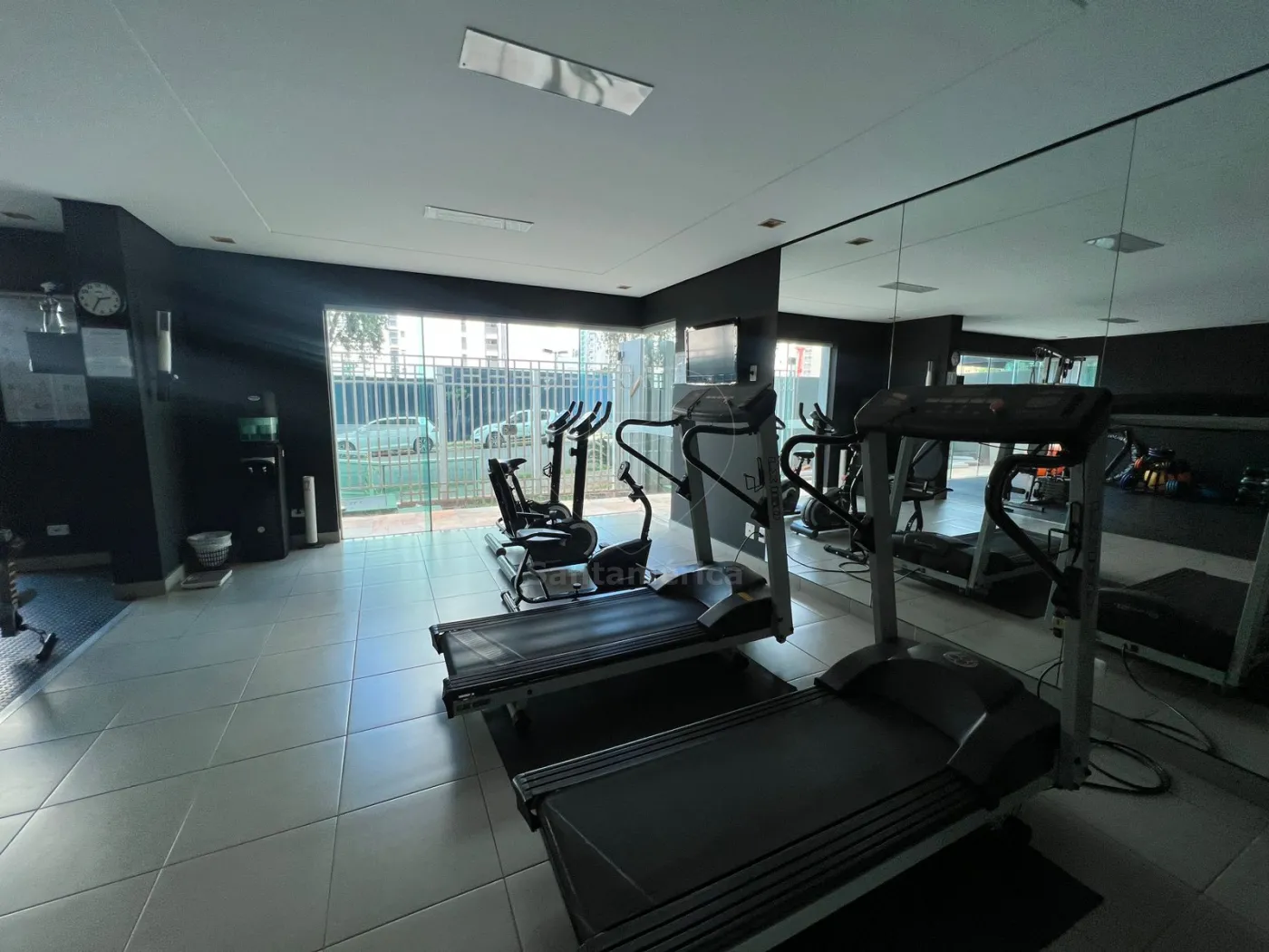 Apartamento para alugar na Região Sul de Londrina com 2 quartos no Edifício Crystal Alugar Apartamento / Padrão em Londrina R$ 3.500,00 - Foto 30