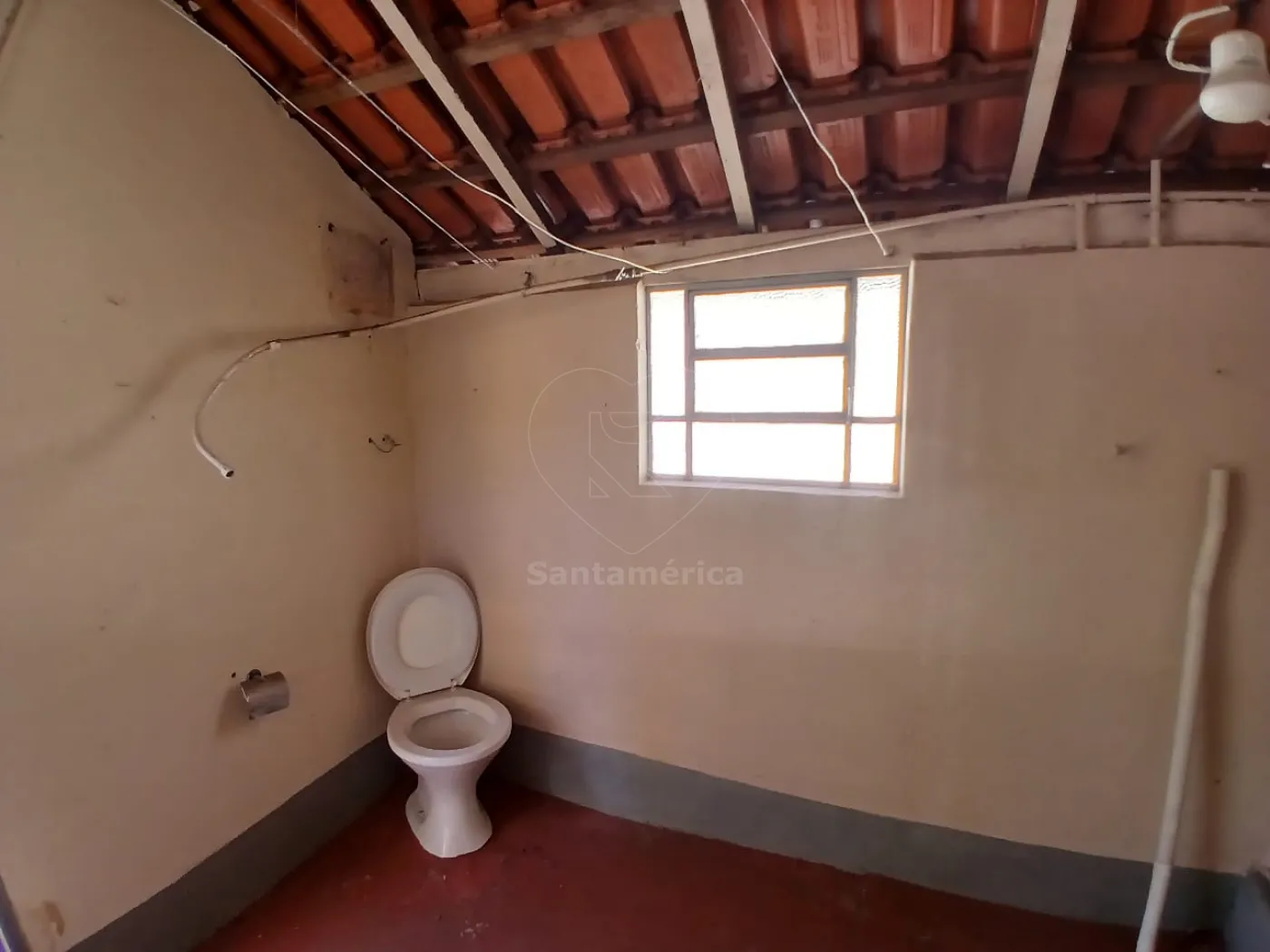 Sobrado de fundos na Região Central de Londrina para alugar no Centro com 2 quartos Alugar Casa / Padrão em Londrina R$ 1.300,00 - Foto 12