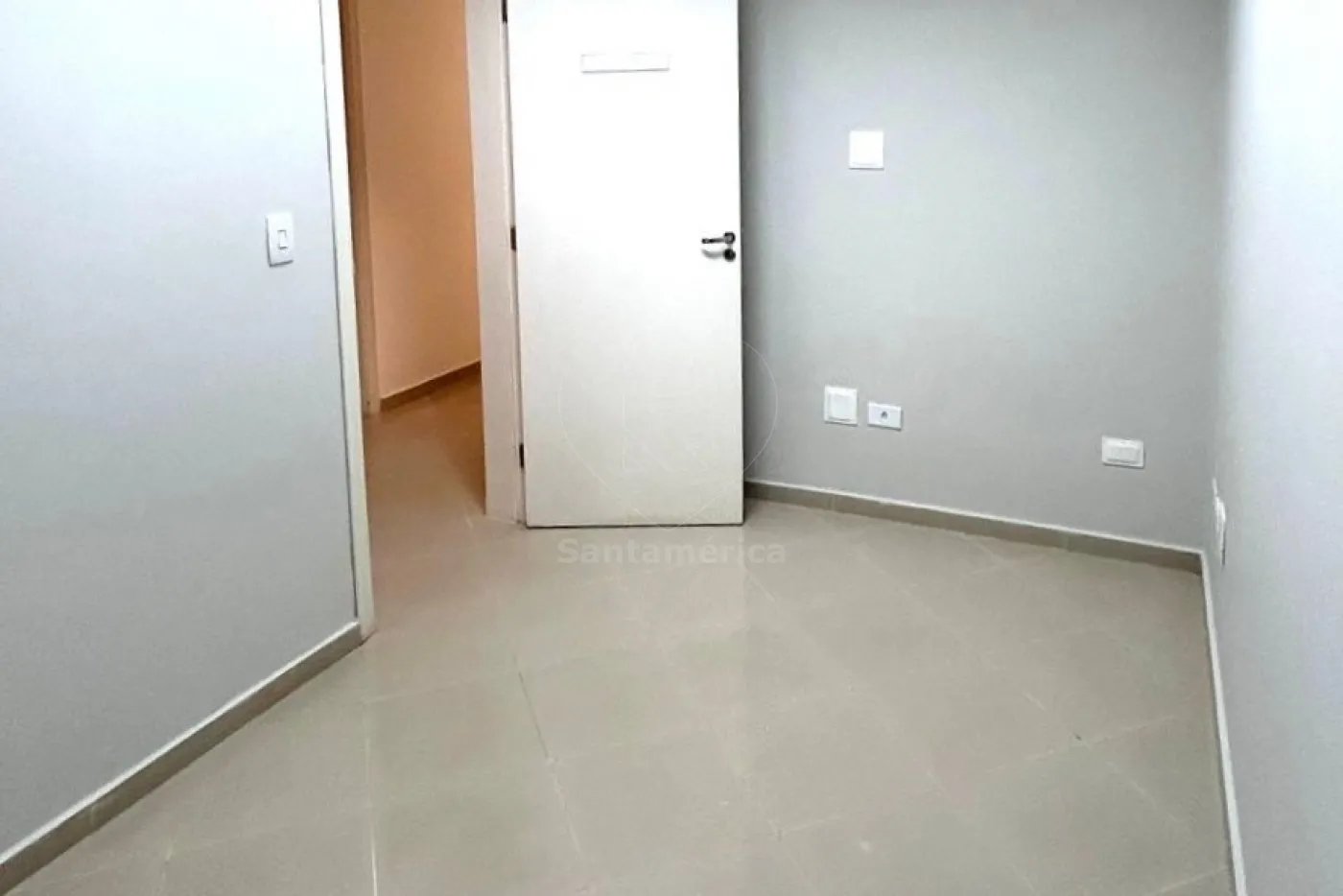Sala comercial para alugar Alugar Comercial / Sala em Londrina R$ 650,00 - Foto 4