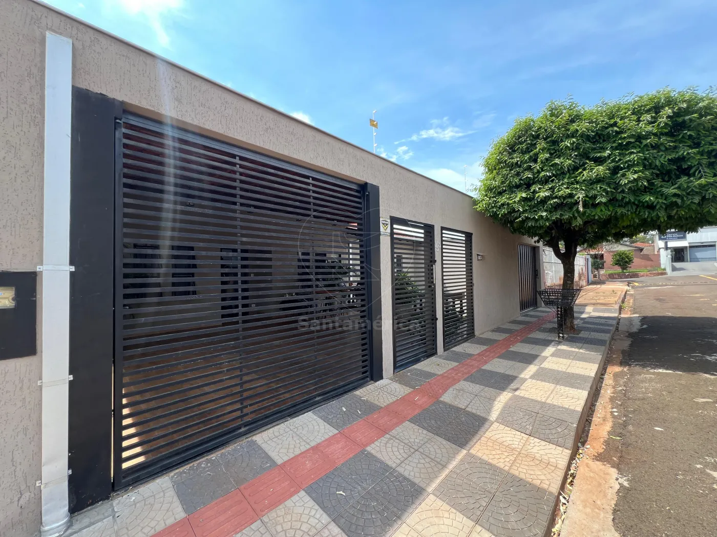 Alugar Casa / Padrão em Londrina R$ 6.000,00 - Foto 1