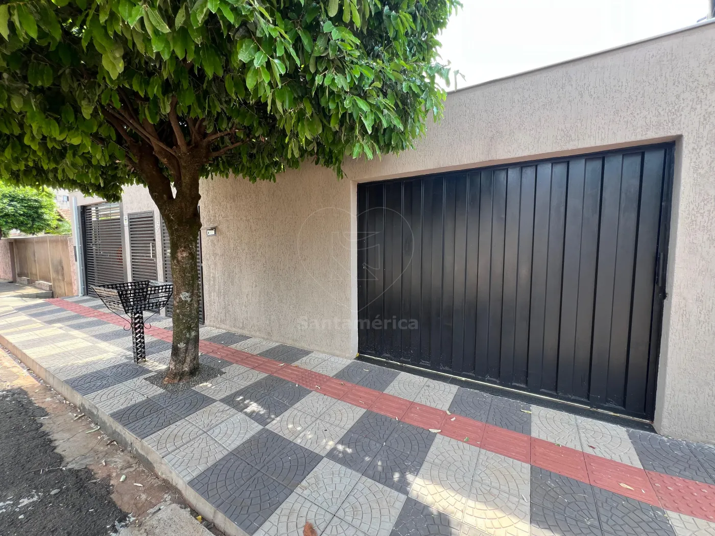 Alugar Casa / Padrão em Londrina R$ 6.000,00 - Foto 2