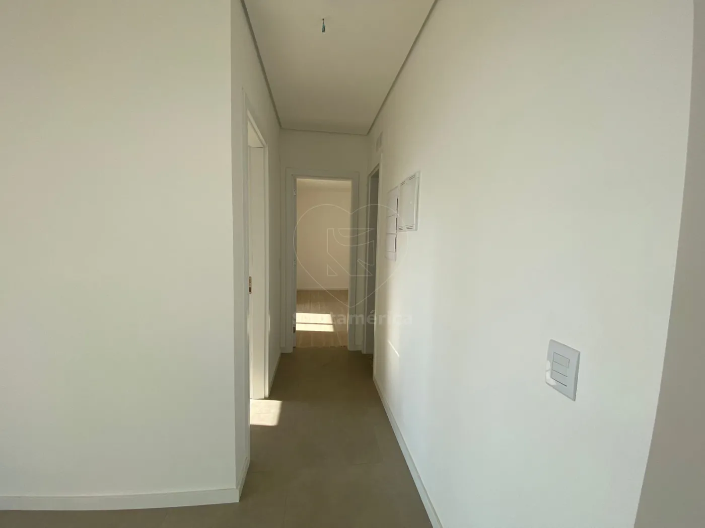Apartamento para alugar com 2 quartos no Edifício Tay na Região Sul de Londrina Alugar Apartamento / Padrão em Londrina R$ 5.500,00 - Foto 10