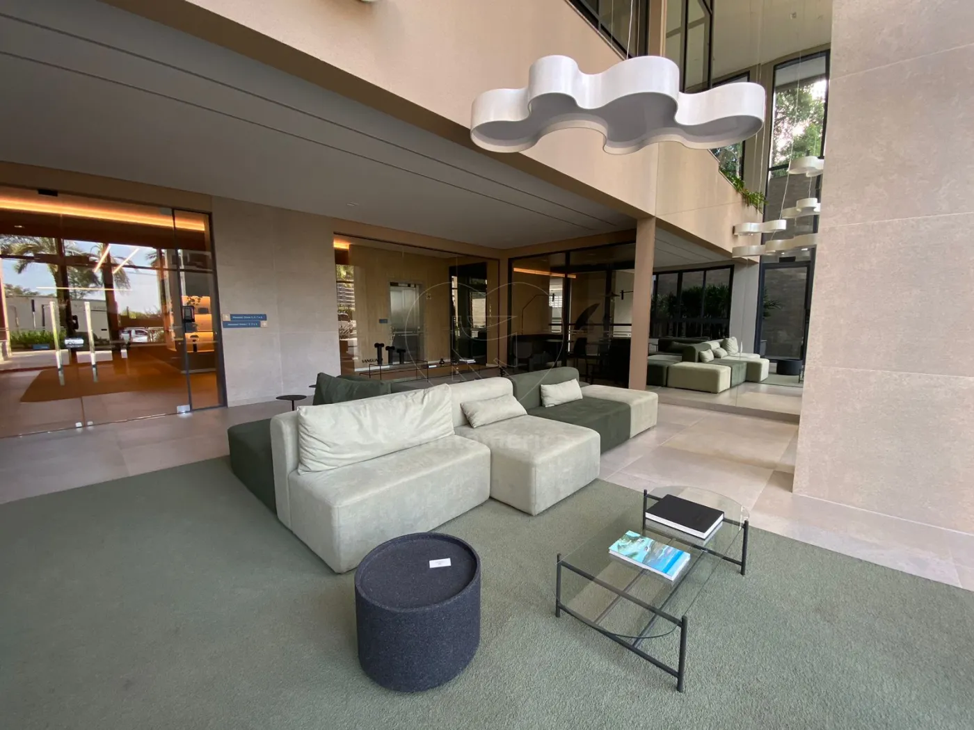 Apartamento para alugar na Região Sul de Londrina com 2 quartos no Edifício Tay Alugar Apartamento / Padrão em Londrina R$ 5.500,00 - Foto 20