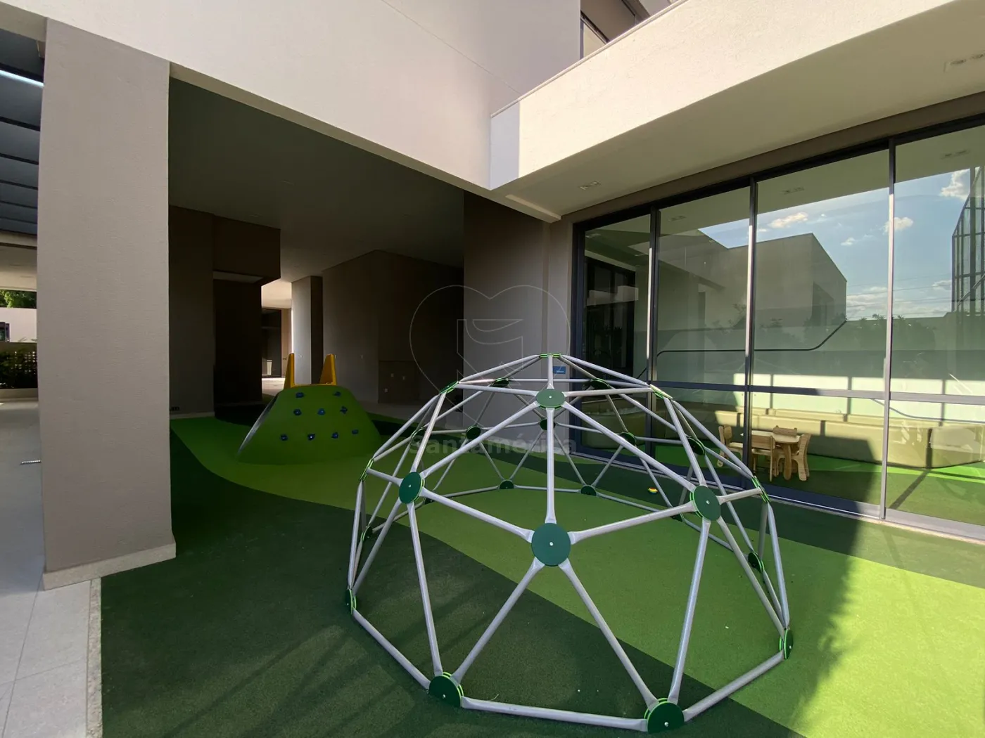 Apartamento para alugar no Edifício Tay com 2 quartos na Região Sul de Londrina Alugar Apartamento / Padrão em Londrina R$ 5.500,00 - Foto 42