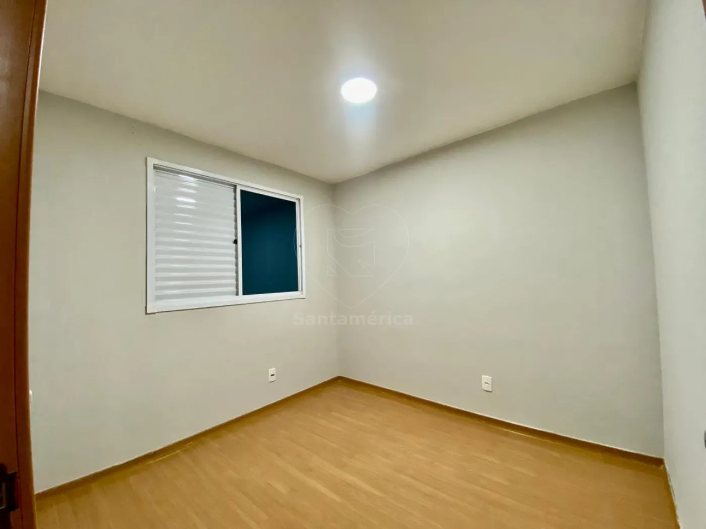 Casa à venda com 2 quartos na Região Norte de Londrina no Jardim Maria Luiza Alugar Apartamento / Padrão em Londrina R$ 1.100,00 - Foto 5