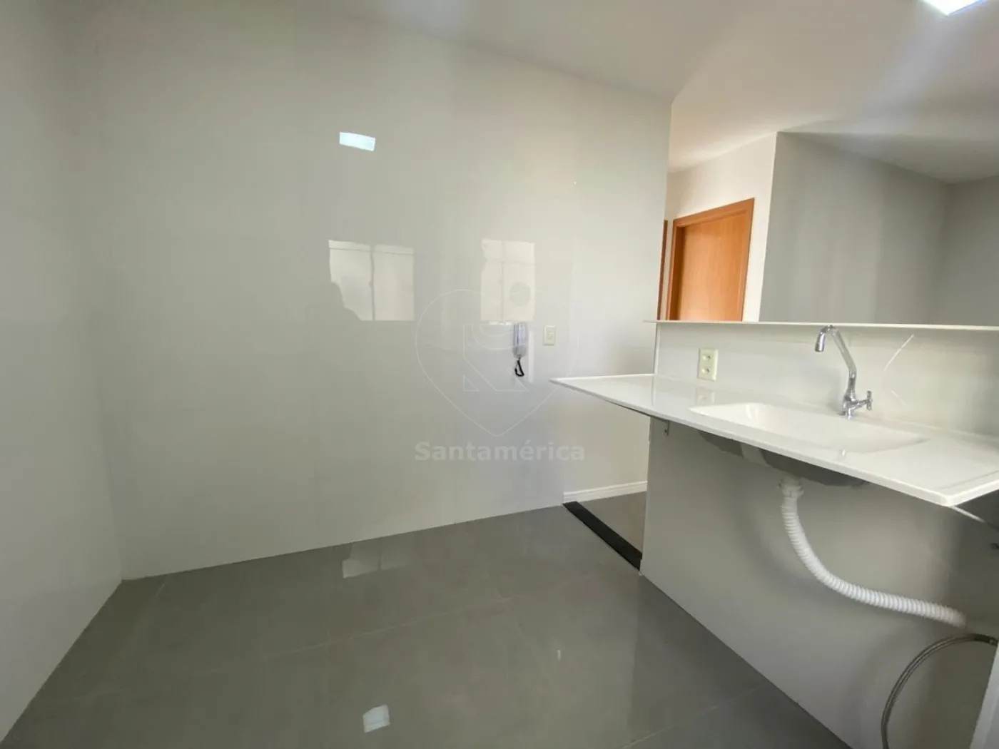 Apartamento à venda com 2 quartos no Edifício Spazio La Traviata na Região Oeste de Londrina Comprar Apartamento / Padrão em Londrina R$ 185.000,00 - Foto 14