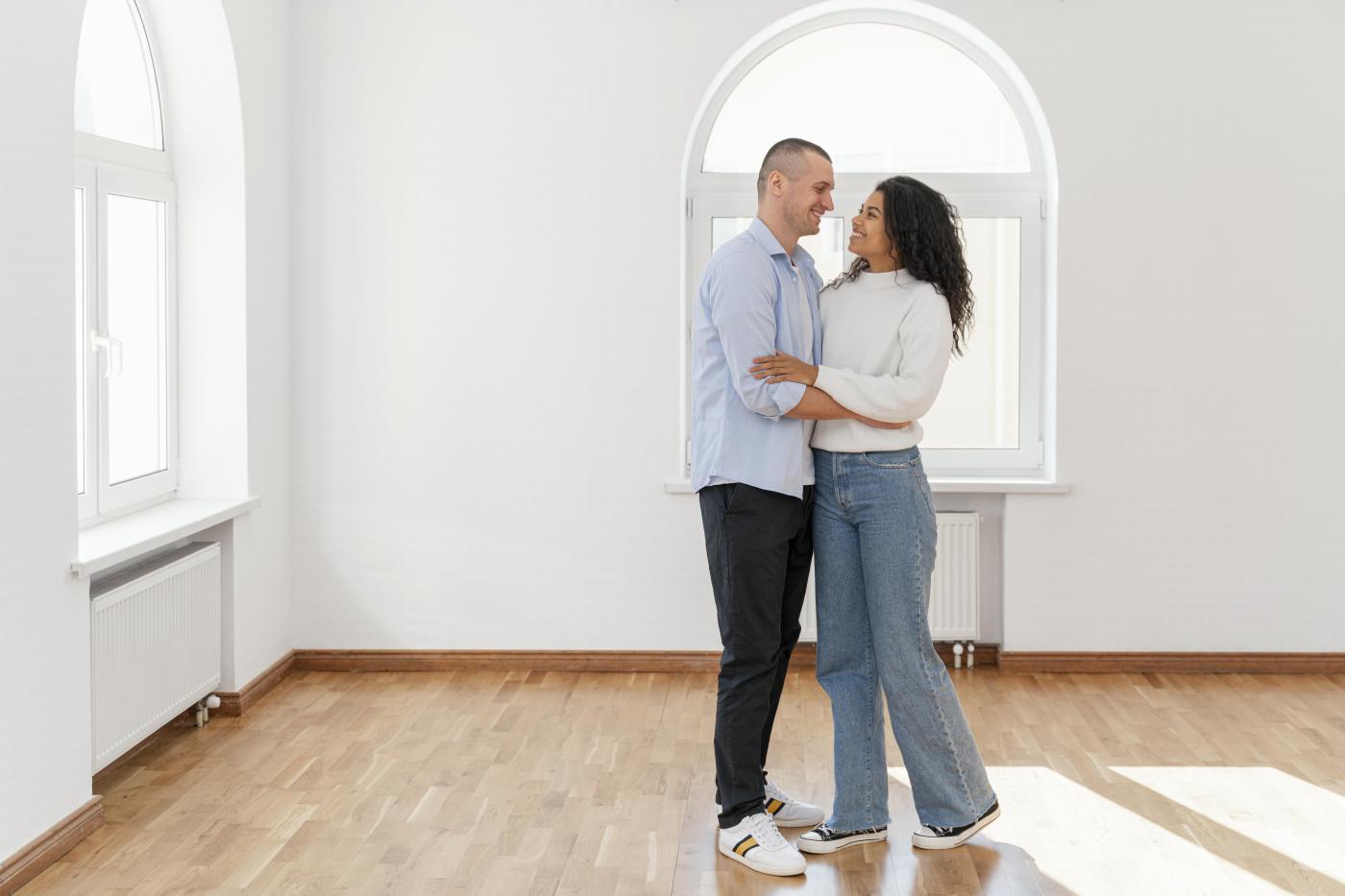 O primeiro im�vel do casal: quando � a hora certa de comprar?