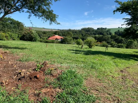 imagem 3 - Chácara Ampla com Bela Vista Para a Natureza no Condomínio Estância Cabral imagem 3 - Chácara Ampla com Bela Vista Para a Natureza no Condomínio Estância Cabral