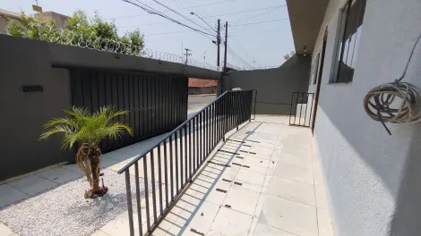 imagem 3 - Casa à venda no Norte de Londrina com 5 quartos na Região Norte de Londrina imagem 3 - Casa à venda no Norte de Londrina com 5 quartos na Região Norte de Londrina