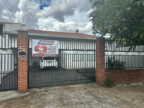 imagem 2 - Casa à venda no Bairro Universitário com 3 quartos, sendo 1 suíte na Região Oeste de Londrina imagem 2 - Casa à venda no Bairro Universitário com 3 quartos, sendo 1 suíte na Região Oeste de Londrina