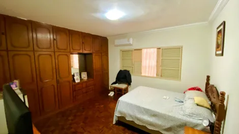 imagem 5 - Casa à Venda na Rua Fortaleza Com 3 Quartos, Sendo 1 Suíte em Londrina imagem 5 - Casa à Venda na Rua Fortaleza Com 3 Quartos, Sendo 1 Suíte em Londrina