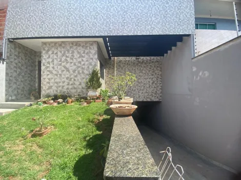 imagem 1 - Casa à venda com 3 dormitórios sendo 1 suíte próximo da UEL em Londrina imagem 1 - Casa à venda com 3 dormitórios sendo 1 suíte próximo da UEL em Londrina