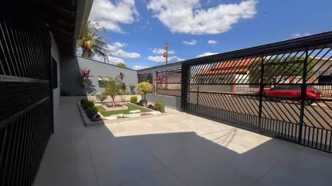 imagem 3 - Casa à venda com 3 dormitórios sendo 1 suíte na região Leste de Londrina imagem 3 - Casa à venda com 3 dormitórios sendo 1 suíte na região Leste de Londrina