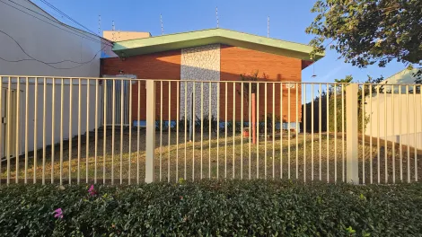 imagem 2 - Casa comercial para alugar ou vender no Jardim Petrópolis com 6 quartos na Região Central de Londrina imagem 2 - Casa comercial para alugar ou vender no Jardim Petrópolis com 6 quartos na Região Central de Londrina