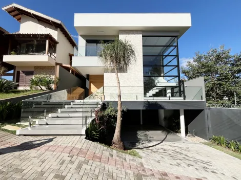 imagem 3 - Casa com três suítes e piscina privativa à venda no Condomínio Ville Campestre imagem 3 - Casa com três suítes e piscina privativa à venda no Condomínio Ville Campestre