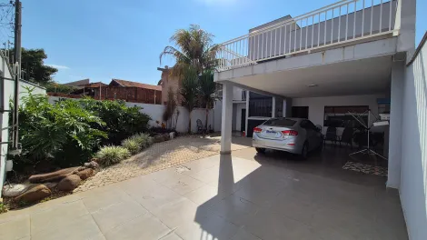 imagem 2 - Casa à venda no Bairro Conjunto do Café com 3 quartos, sendo 2 suítes em Londrina imagem 2 - Casa à venda no Bairro Conjunto do Café com 3 quartos, sendo 2 suítes em Londrina
