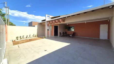 imagem 2 - Casa à Venda na Região Norte - 4 Quartos, 2 Suítes em Londrina imagem 2 - Casa à Venda na Região Norte - 4 Quartos, 2 Suítes em Londrina