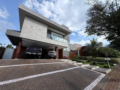 imagem 1 - Casa para venda no condomínio Sun Lake com 3 suítes, piscina privativa e cozinha planejada imagem 1 - Casa para venda no condomínio Sun Lake com 3 suítes, piscina privativa e cozinha planejada