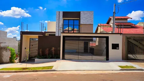 imagem 1 - Casa à Venda no Bairro Universitário com 3 Suítes e Área de Lazer imagem 1 - Casa à Venda no Bairro Universitário com 3 Suítes e Área de Lazer