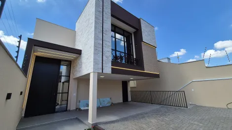 imagem 2 - Casa à Venda no Bairro Universitário com 3 Suítes e Área de Lazer imagem 2 - Casa à Venda no Bairro Universitário com 3 Suítes e Área de Lazer