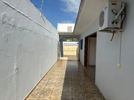 imagem 4 - Casa ampla com 4 quartos sendo 1 suíte na Região Leste sendo próximo ao Aeroporto imagem 4 - Casa ampla com 4 quartos sendo 1 suíte na Região Leste sendo próximo ao Aeroporto