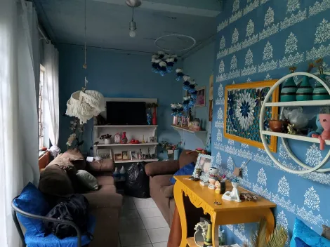 imagem 3 - Casa à Venda na Região Norte de Londrina com 2 Quartos e Edícula nos Fundos imagem 3 - Casa à Venda na Região Norte de Londrina com 2 Quartos e Edícula nos Fundos