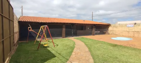 imagem 3 - Chácara à venda na Warta com 2 piscinas e 2 banheiros imagem 3 - Chácara à venda na Warta com 2 piscinas e 2 banheiros
