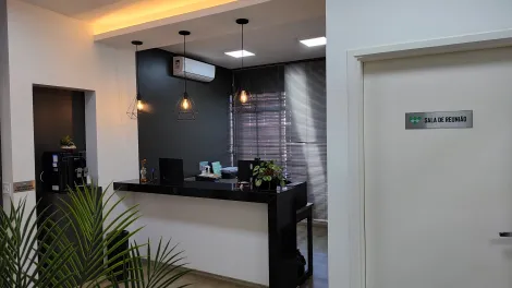 imagem 4 - Excelente Casa Comercial para vender na Rua Ferando de Noronha no centro imagem 4 - Excelente Casa Comercial para vender na Rua Ferando de Noronha no centro
