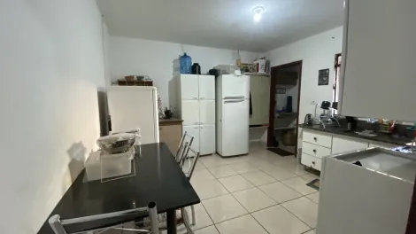 imagem 4 - Casa à Venda na Zona Leste de Londrina | Frente e Fundos imagem 4 - Casa à Venda na Zona Leste de Londrina | Frente e Fundos