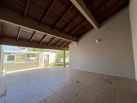 imagem 4 - Casa Térrea com 4 Quartos à Venda na Zona Leste de Londrina imagem 4 - Casa Térrea com 4 Quartos à Venda na Zona Leste de Londrina