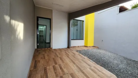 imagem 2 - Casa com 2 Quartos à Venda na Região Leste de Londrina, Próxima ao Hospital Universitário imagem 2 - Casa com 2 Quartos à Venda na Região Leste de Londrina, Próxima ao Hospital Universitário