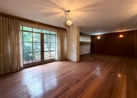 imagem 2 - Casa Assobradada para Alugar com 4 Quartos Localizada no Centro de Londrina imagem 2 - Casa Assobradada para Alugar com 4 Quartos Localizada no Centro de Londrina